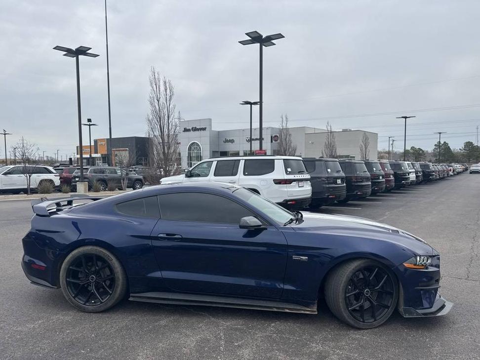 FORD MUSTANG 2018 1FA6P8CF0J5114112 image