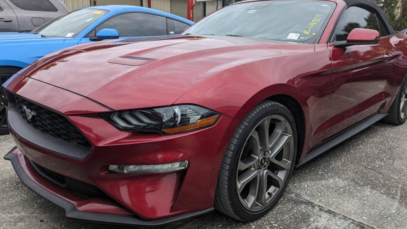 FORD MUSTANG 2018 1FATP8UH9J5110398 image