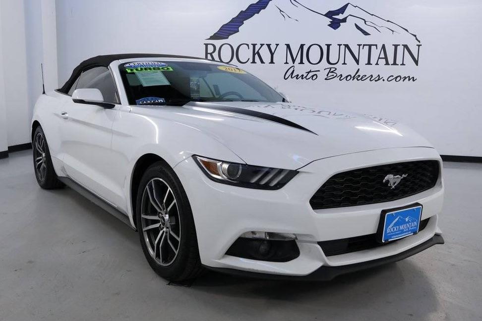 FORD MUSTANG 2017 1FATP8UH3H5307223 image