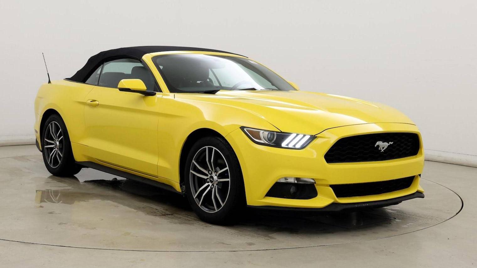 FORD MUSTANG 2017 1FATP8UH9H5287463 image