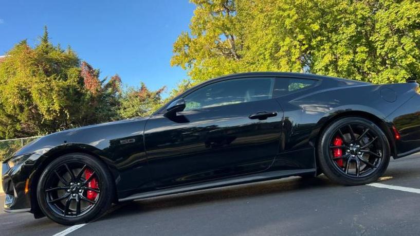 FORD MUSTANG 2024 1FA6P8CF2R5410602 image