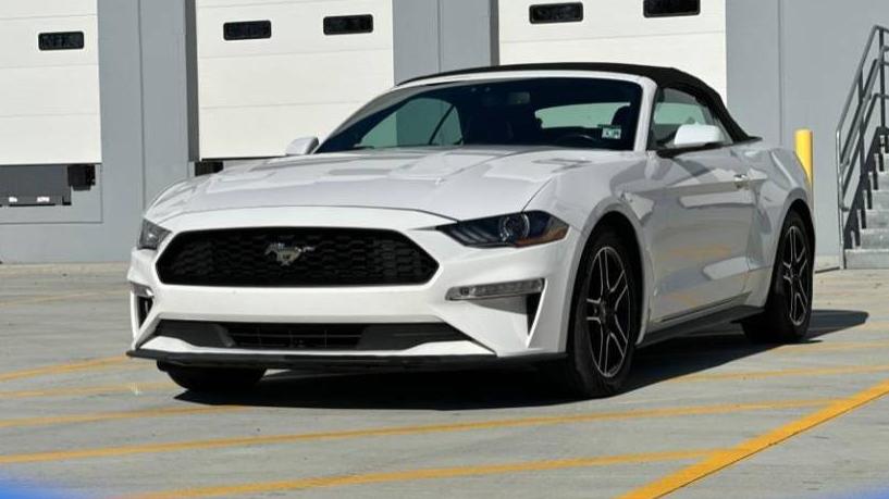 FORD MUSTANG 2020 1FATP8UH4L5135146 image