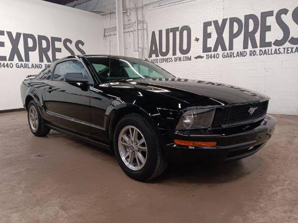 FORD MUSTANG 2005 1ZVFT80N055141542 image