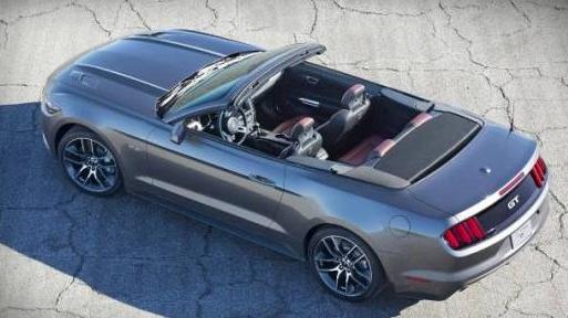 FORD MUSTANG 2015 1FATP8UH6F5366229 image