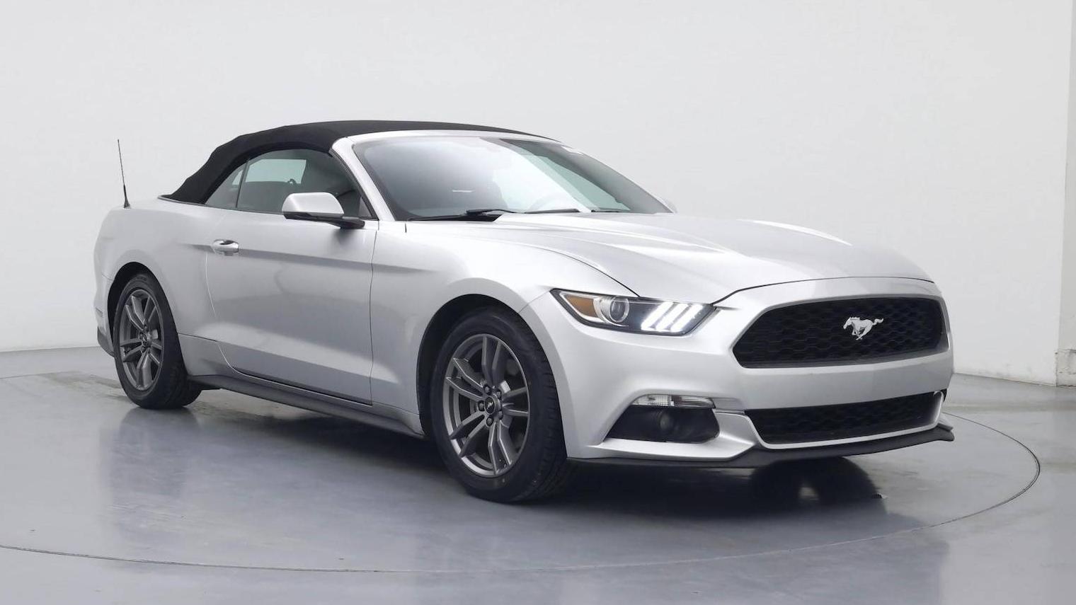 FORD MUSTANG 2015 1FATP8UH1F5419709 image