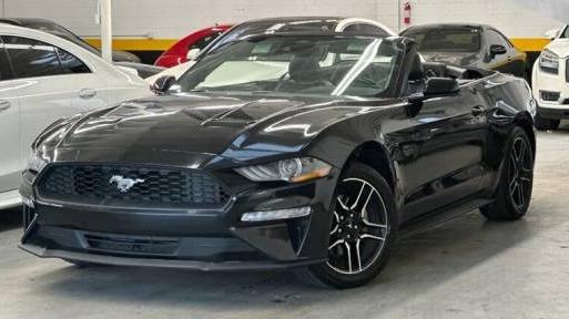 FORD MUSTANG 2022 1FATP8UHXN5103868 image