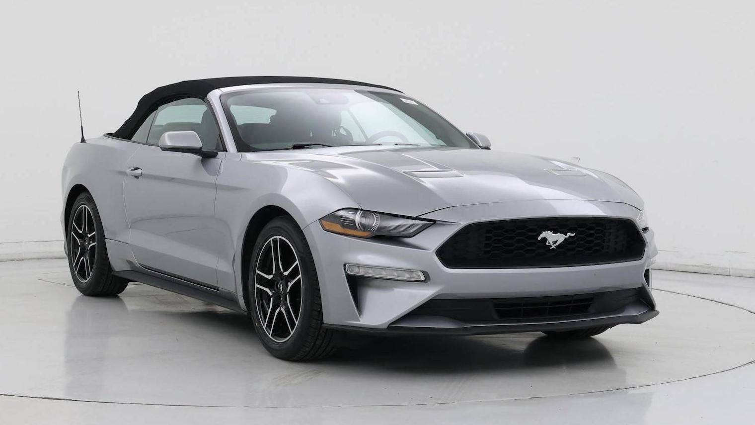 FORD MUSTANG 2022 1FATP8UH2N5101645 image