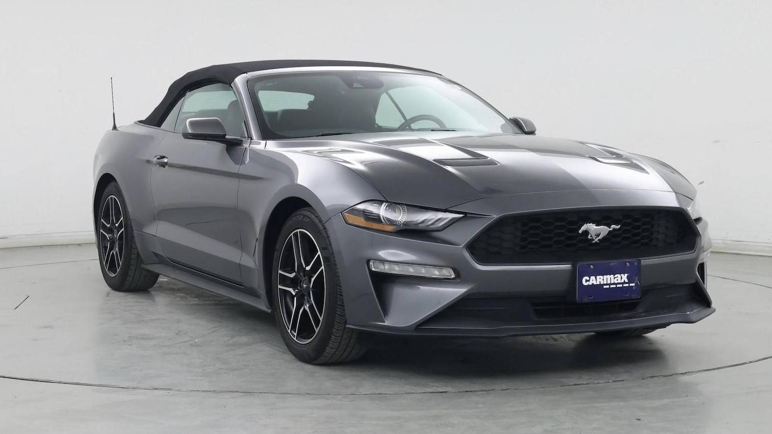 FORD MUSTANG 2022 1FATP8UHXN5119178 image