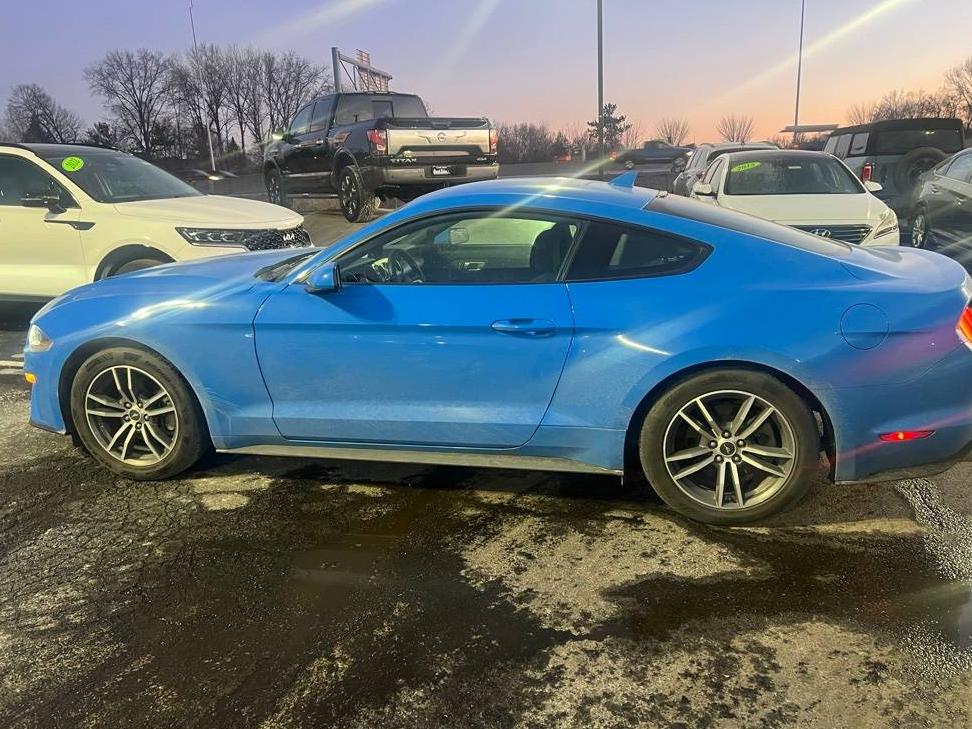 FORD MUSTANG 2022 1FA6P8TH7N5147471 image