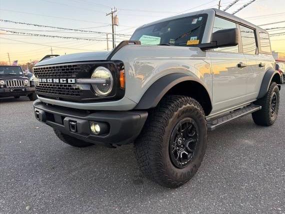 FORD BRONCO 2023 1FMEE5DP1PLC00529 image