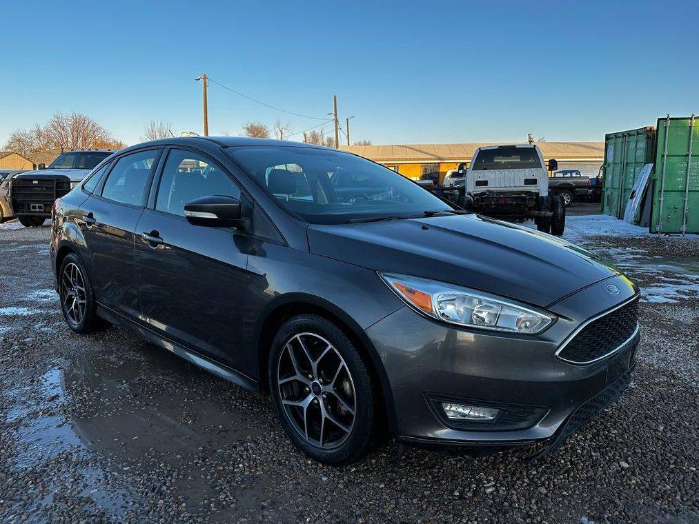 FORD FOCUS 2016 1FADP3F20GL234385 image