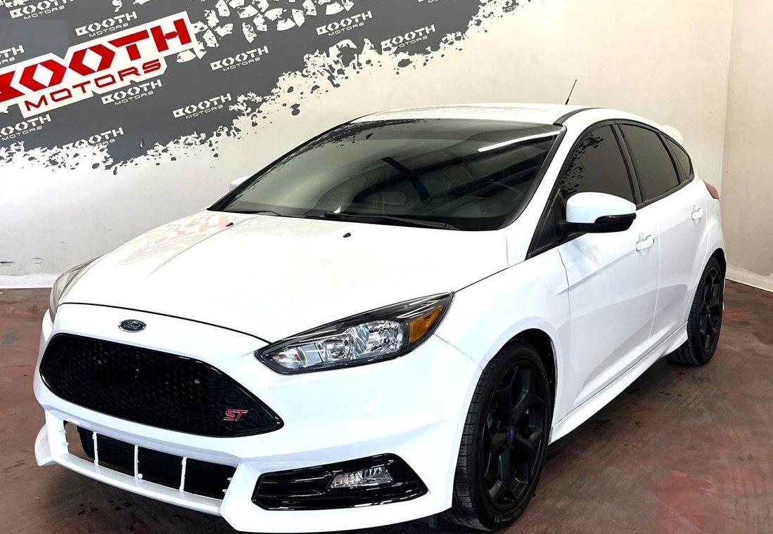 FORD FOCUS 2016 1FADP3L99GL234371 image