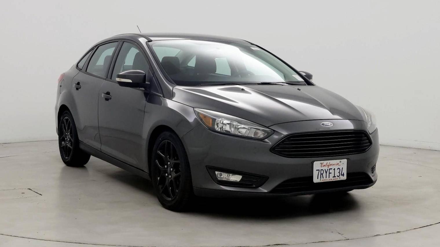 FORD FOCUS 2016 1FADP3FE3GL225495 image