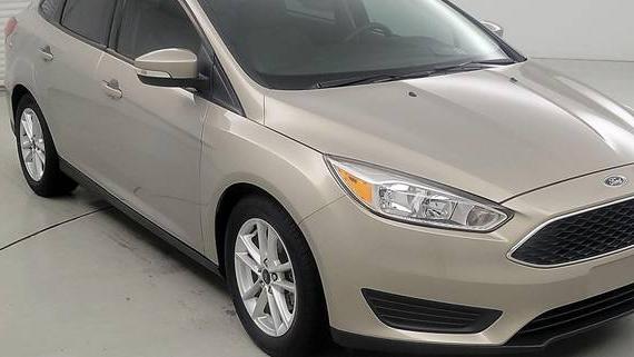 FORD FOCUS 2016 1FADP3F20GL402476 image