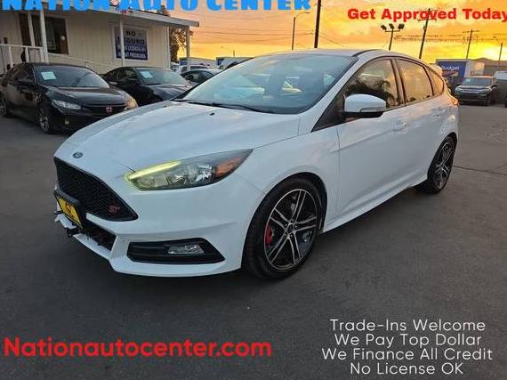 FORD FOCUS 2016 1FADP3L97GL268146 image