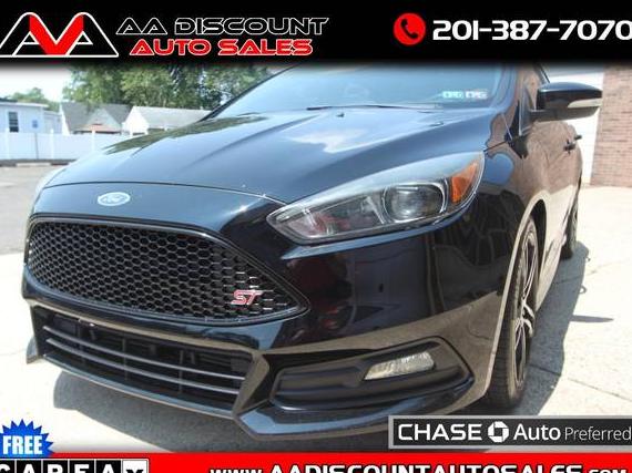 FORD FOCUS 2016 1FADP3L92GL236253 image