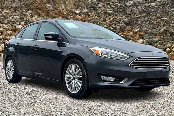 FORD FOCUS 2016 1FADP3J26GL328214 image