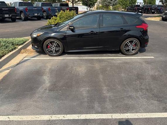 FORD FOCUS 2016 1FADP3L97GL405179 image