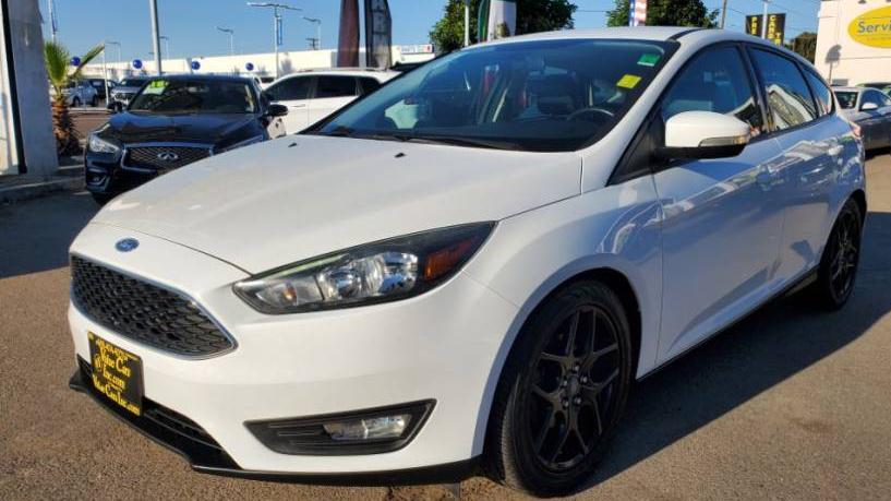 FORD FOCUS 2016 1FADP3K2XGL321958 image