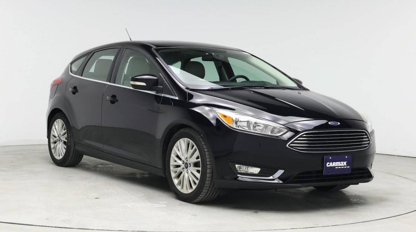 FORD FOCUS 2016 1FADP3N22GL326244 image