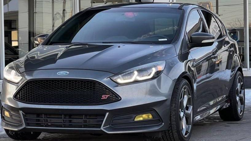 FORD FOCUS 2018 1FADP3L95JL332305 image