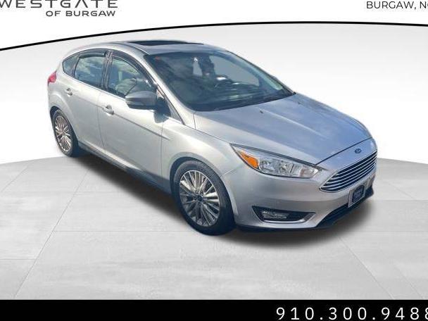 FORD FOCUS 2018 1FADP3N26JL324939 image