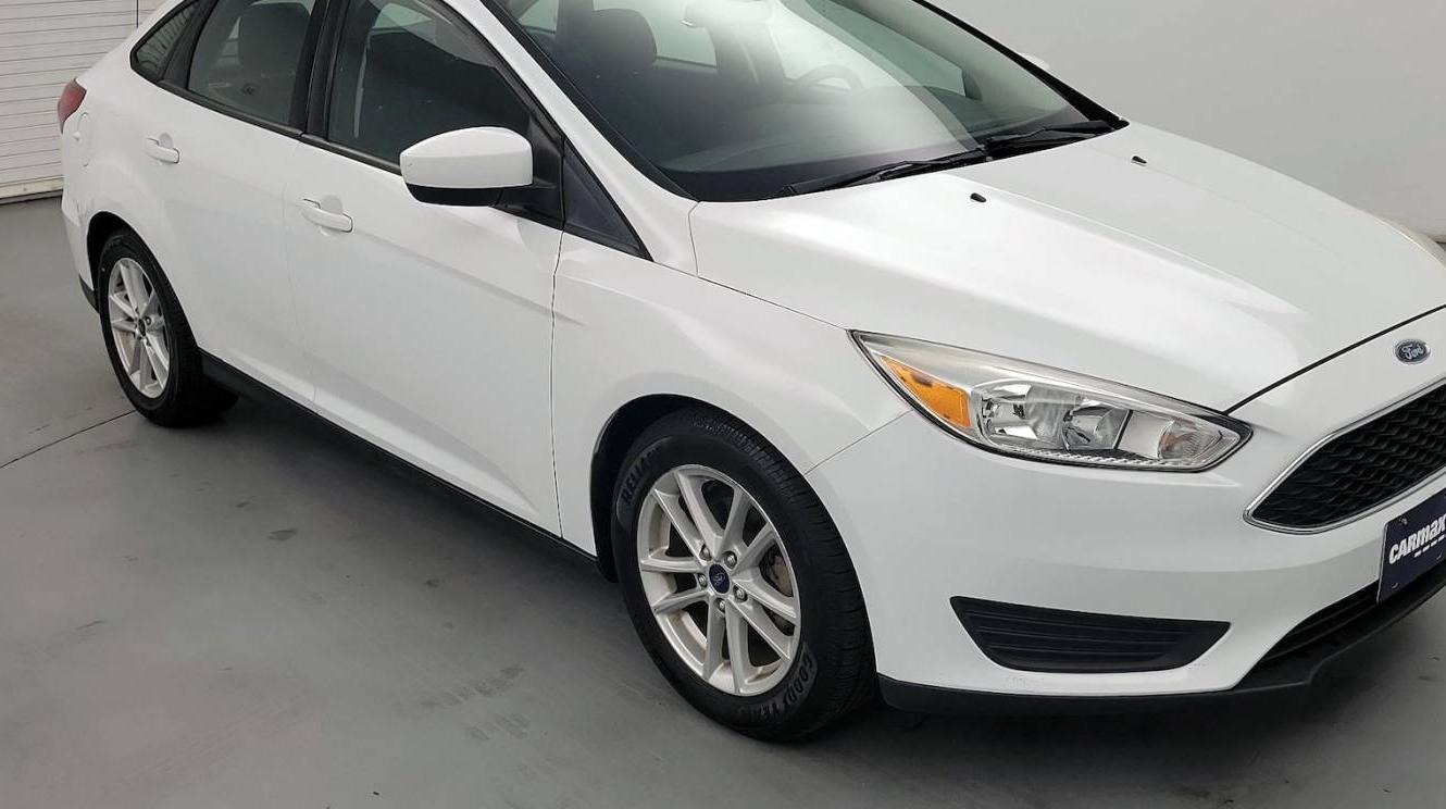 FORD FOCUS 2018 1FADP3FE7JL244106 image