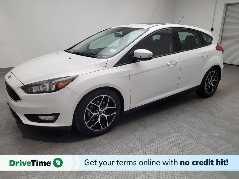 FORD FOCUS 2018 1FADP3M24JL211394 image