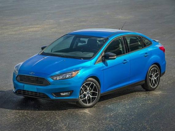 FORD FOCUS 2018 1FADP3FE7JL301033 image