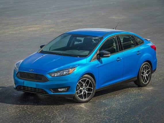 FORD FOCUS 2018 1FADP3E28JL259687 image