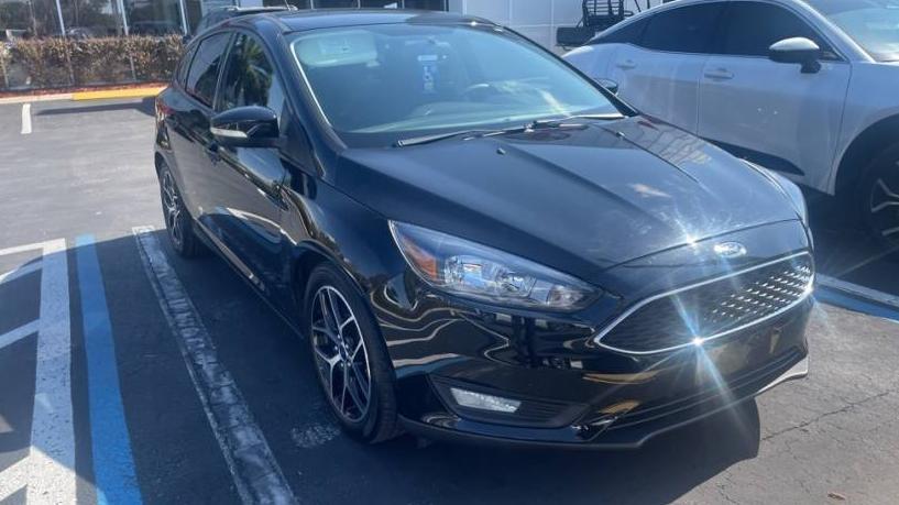 FORD FOCUS 2018 1FADP3M21JL227326 image