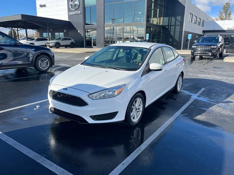 FORD FOCUS 2018 1FADP3F28JL262250 image