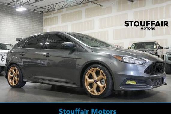 FORD FOCUS 2018 1FADP3L97JL283057 image FORD FOCUS 2018 1FADP3L97JL283057 image