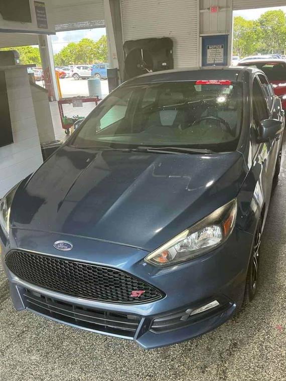 FORD FOCUS 2018 1FADP3L94JL220532 image FORD FOCUS 2018 1FADP3L94JL220532 image