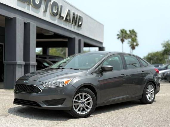 FORD FOCUS 2018 1FADP3F2XJL226995 image