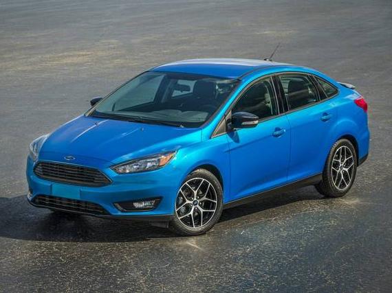 FORD FOCUS 2018 1FADP3F24JL256493 image