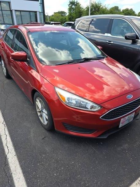 FORD FOCUS 2018 1FADP3F23JL301455 image