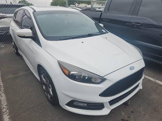FORD FOCUS 2018 1FADP3L9XJL290813 image