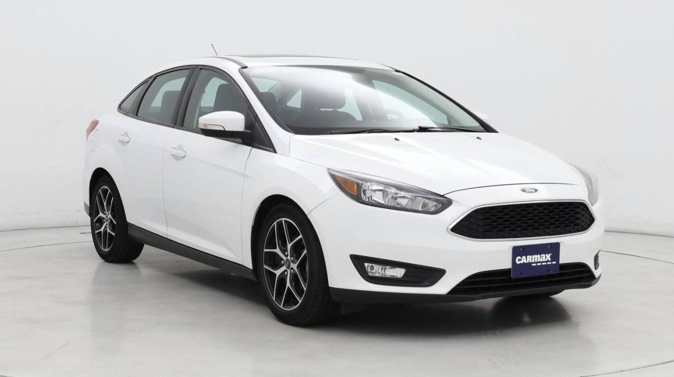 FORD FOCUS 2018 1FADP3H23JL304563 image