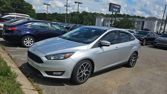 FORD FOCUS 2018 1FADP3H25JL265880 image