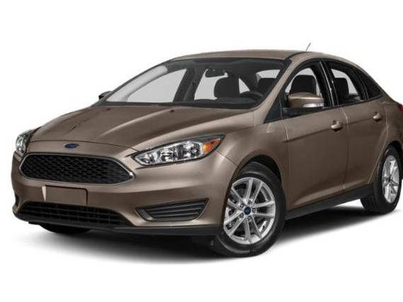 FORD FOCUS 2018 1FADP3FE2JL275456 image