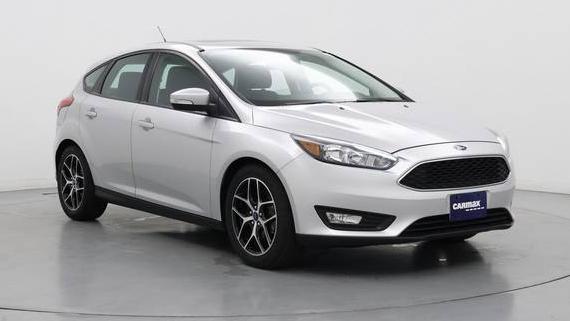 FORD FOCUS 2017 1FADP3M22HL246199 image