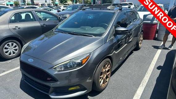 FORD FOCUS 2017 1FADP3L90HL227049 image