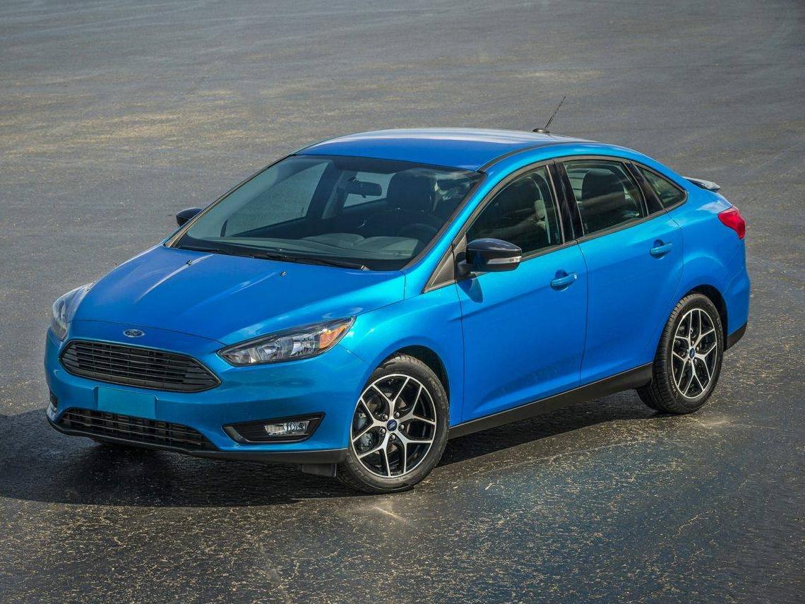 FORD FOCUS 2017 1FADP3H28HL301426 image