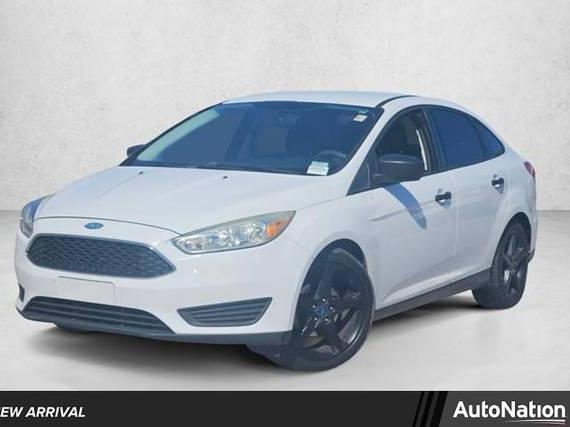 FORD FOCUS 2017 1FADP3E20HL269706 image