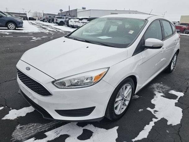 FORD FOCUS 2017 1FADP3K26HL285817 image