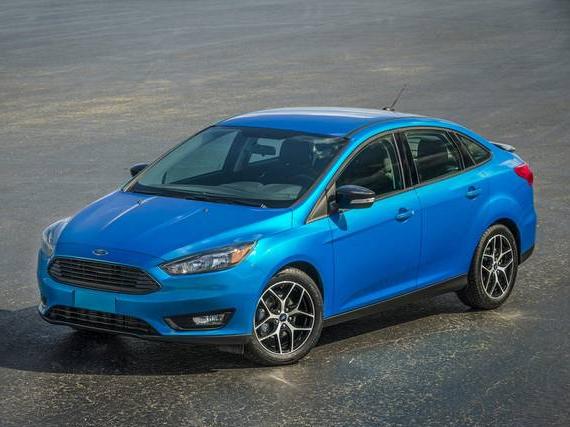 FORD FOCUS 2017 1FADP3H24HL312472 image