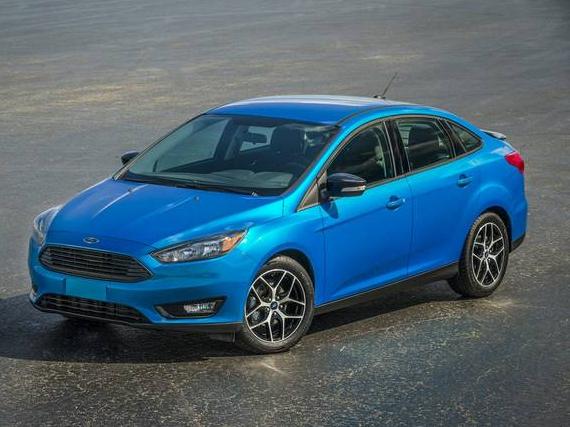 FORD FOCUS 2017 1FADP3E2XHL307765 image