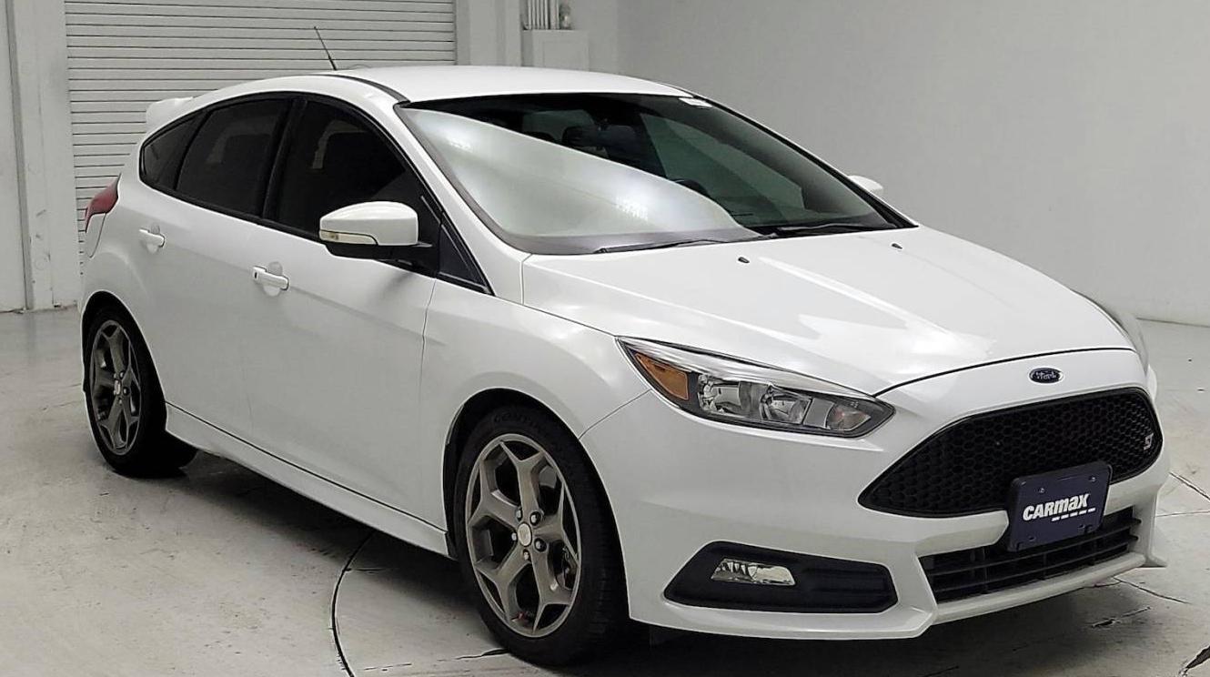 FORD FOCUS 2017 1FADP3L98HL317632 image