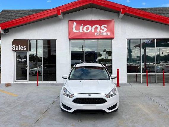 FORD FOCUS 2017 1FADP3K22HL286589 image